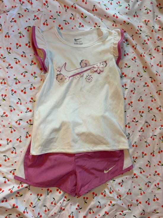 Nike Other - Nike Girls White and Pink Floral Swoosh Matching Set